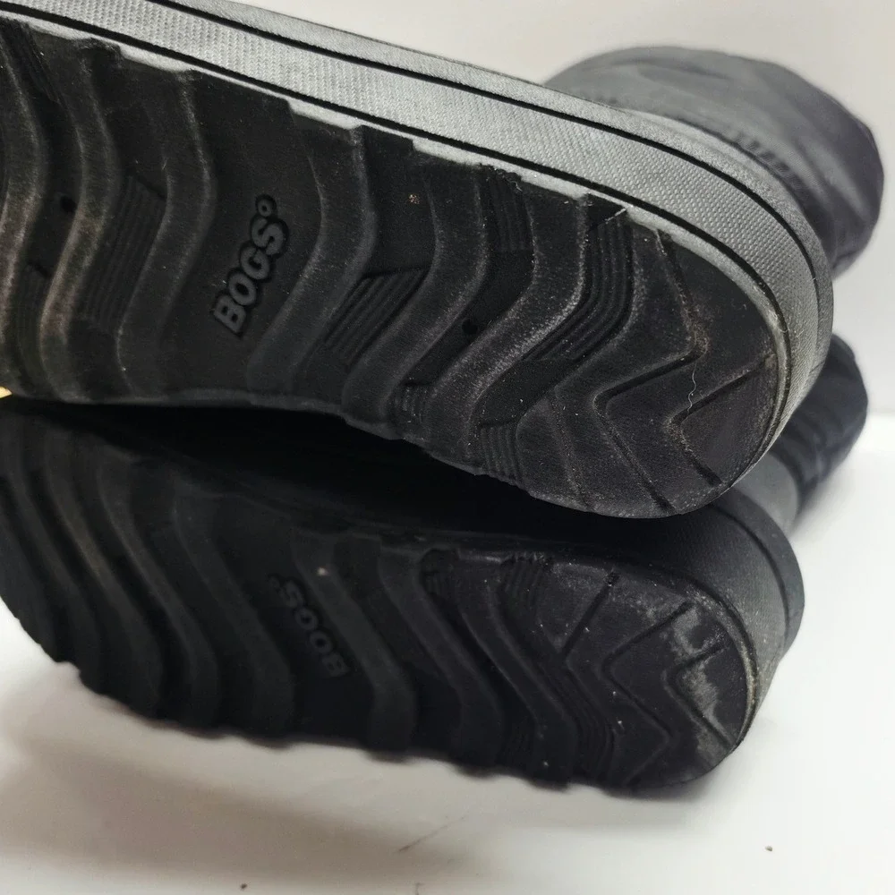 Bogs K Snow Shell Boots Youth Size 5 Black Waterproof Insulated Winter 72868-001